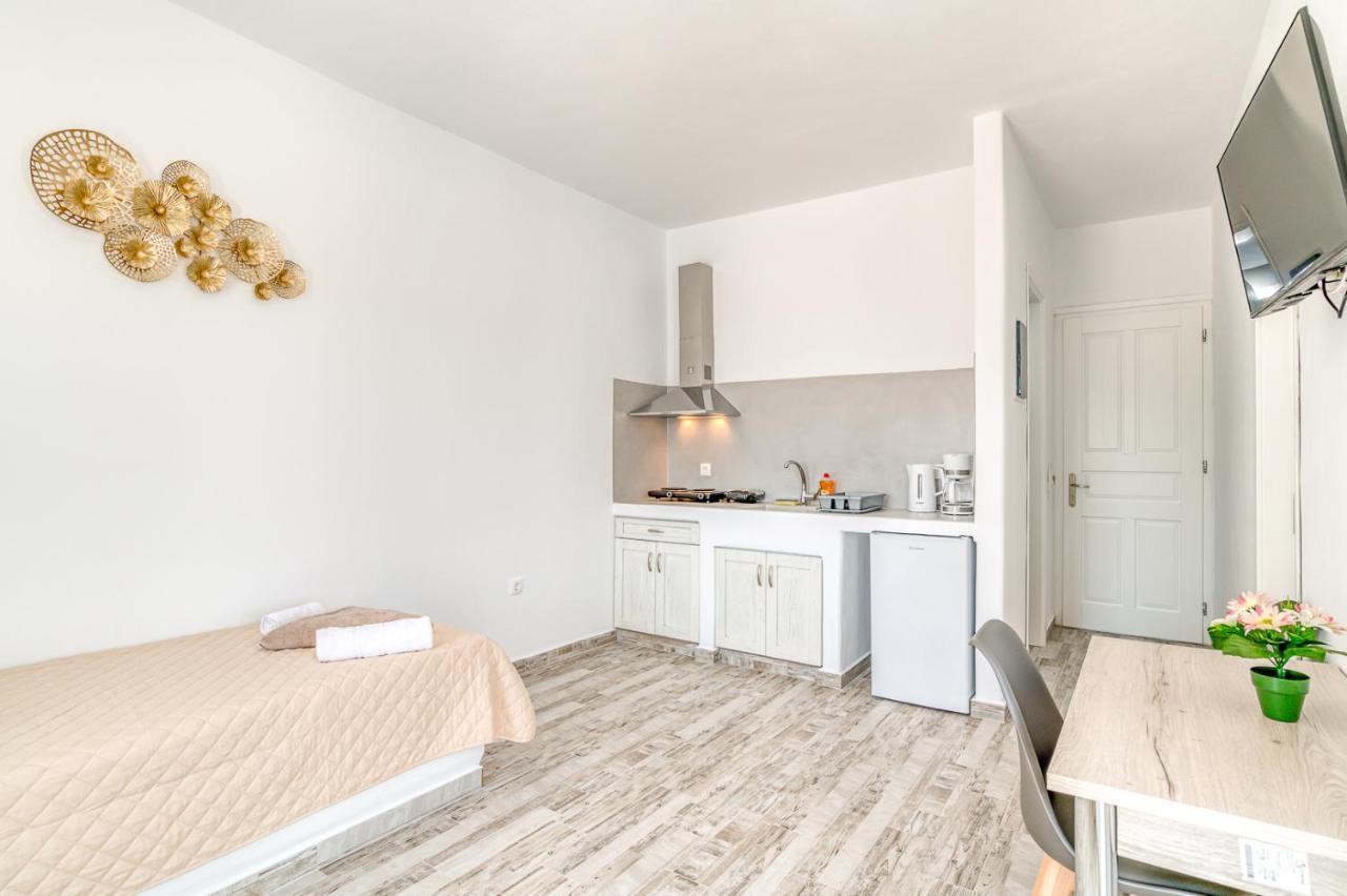 Ippocampos Seaside Serenity - Unwind At Paros Poolside Retreats Alikí Eksteriør billede